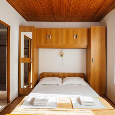 Cozy Studio With Private Terrace Barac ซริกเวนิซา ภายนอก รูปภาพ